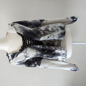 Rue21 tie dye black and white cropped hoodie size 2X Cozy Core